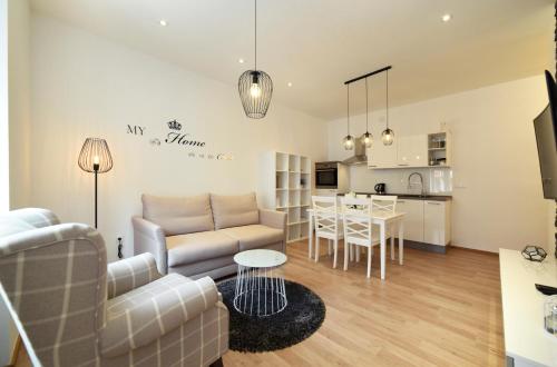 Delux Primorska, 2nd floor