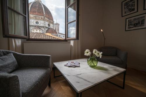 Windows on Dome Luxury Rooftop
