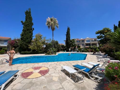 Paradise Gardens Crown-Jewel, 2B, Pools, Gardens