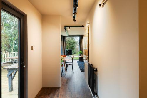 Luxury Container Lodge photo 18