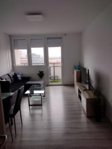 Kilátó Apartman 8300 Tapolca, 11 Kazinczy tér kép - 3