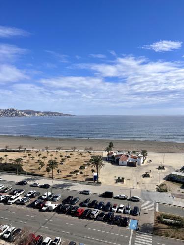 Apartamento de una habitación con vistas al mar