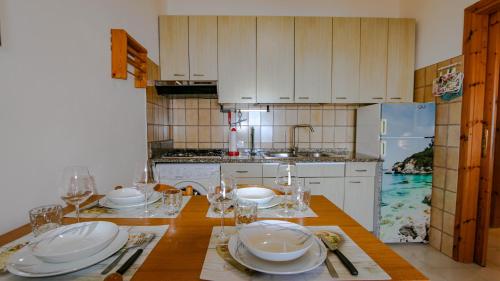 Kuchyň nebo kuchyňský kout v ubytování Casa Bentu 'E Mare con vista