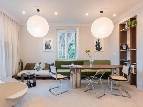 City Centre Design Apartment