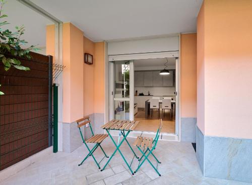 Φωτογραφία από το άλμπουμ του Xenia Apartments - Spacious and bright new flat with garden στο Μιλάνο