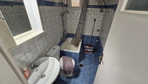 Bilik mandi di Nicki House