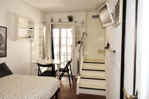 Posteľ alebo postele v izbe v ubytovaní TRINITY'S ROOM