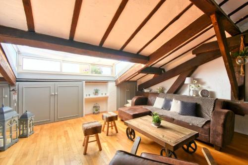 LE BOISE merveilleux duplex rustique, excellent emplacement à quelques pas du Palais