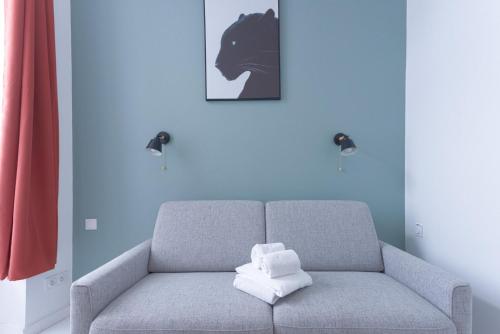 LE MIMONT studio central et calme, séjours en couple ou congrès