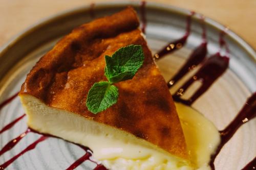 ホテルの敷地内または近くでの食事または食べ物