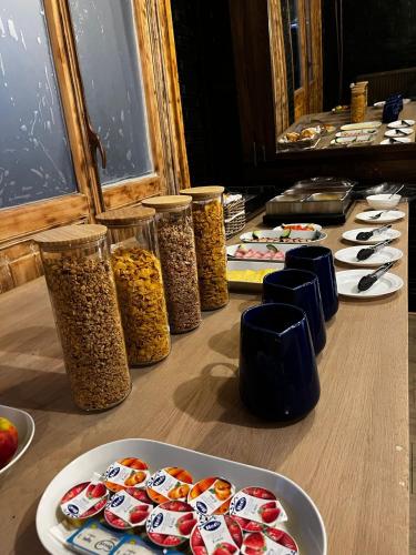 Makanan di atau berdekatan hotel