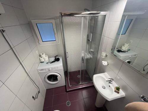 Golden Fleece Apartment VIPGreece