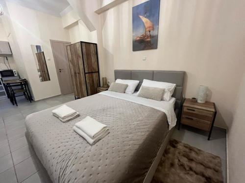 Postel nebo postele na pokoji v ubytování Golden Fleece Apartment VIPGreece