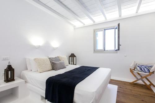 Кровать или кровати в номере Breathtaking 6 Bed in Platis Gialos