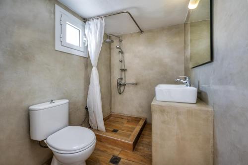 Gallery image of Villa Kavallaris & Apartments in Mesaria