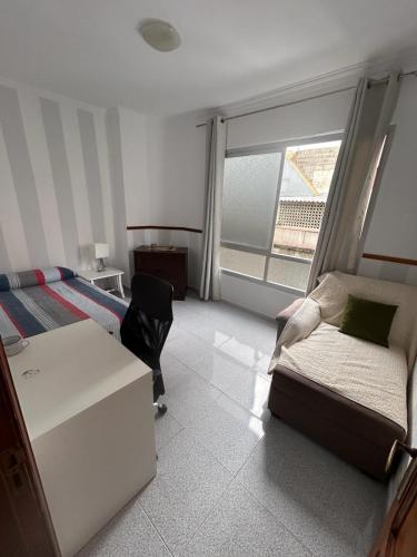 Apartamento céntrico y luminoso ALCARAVANERAS