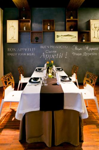 Restoran atau tempat lain untuk makan di Hotel Martina