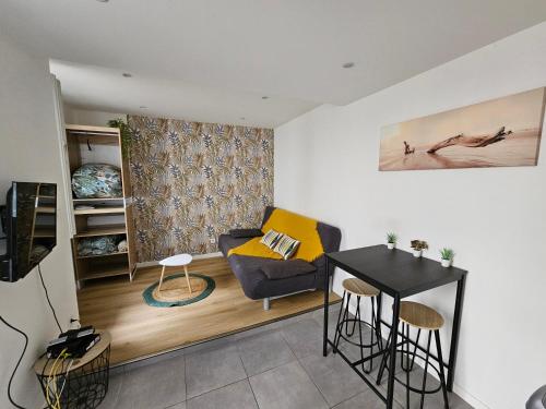 Le Castetnau - securise - Proche Halles de Pau