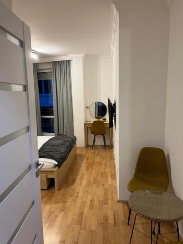 Ildiko's 2 Bedroom Cosy Budapest Suite 1075 Budapest, 22 Síp utca 4. Floor 2 apartment 2 kép - 3