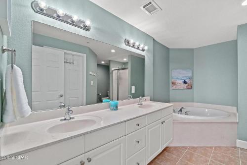 Tidewater 2308 by Emerald Coast Retreats photo 58
