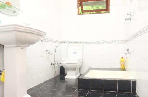 Bany a Suramya Villa