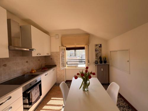 A cozinha ou cozinha compacta de La Mansarda
