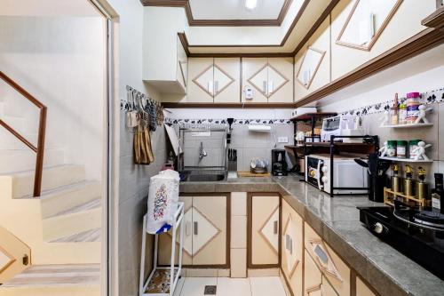 Gallery image of Lovely Nest Townhouse in Clark