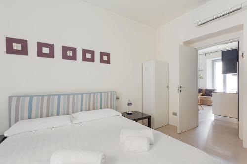 GuestHost - Bright Apartment - 650 m far from Arco della Pace