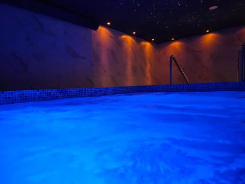 Wellness&Spa Hotel Astoryaの敷地内または近くにあるプール