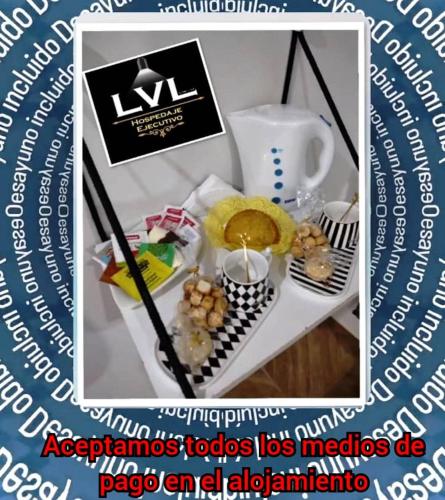 zdjęcie talerza z jedzeniem w obiekcie LVL Hospedaje Ejecutivo w mieście Ciudad del Este