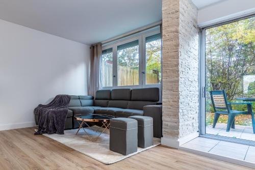 Oasis Urbaine for 8 near to Paris