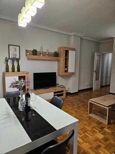 Uva y vino, 7 PAX en el centro logroño, ideal grupos