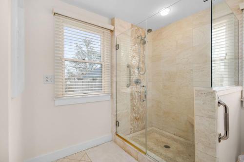 Ένα μπάνιο στο 853 Route 28 Harwich Port Cape Cod - Sandy Spot