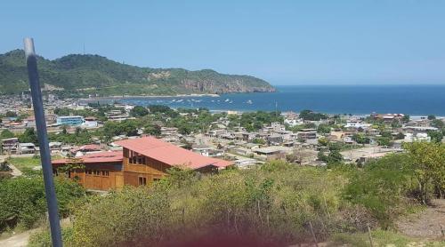 Gambar di galeri bagi Rest House Vista al Mar di Puerto López