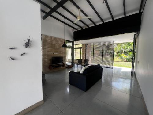 Finca Los Polines en Tarsoにあるテレビまたはエンターテインメントセンター