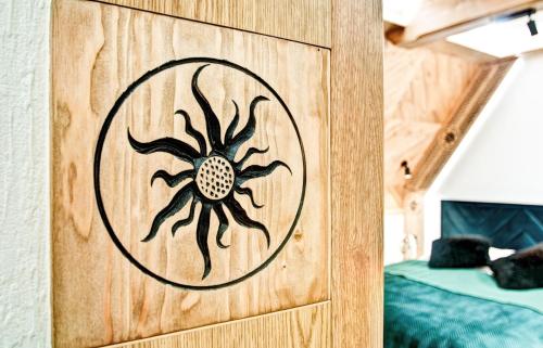 Φωτογραφία από το άλμπουμ του Domki pod Grapą JAKUZZI & DELUXE & Willa pod Grapą σε Poronin