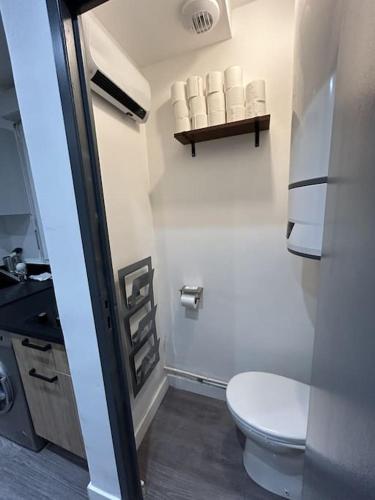 Bilik mandi di Le Paddock - COSY FLAT Senlis