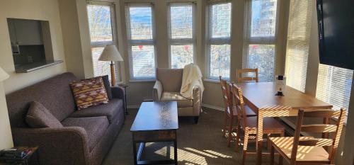 Times Square Suites Hotel Image