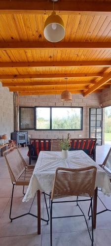 Afbeelding uit fotogalerij van Retama - Casa Zona Semi Rural - General Rodriguez in General Rodríguez