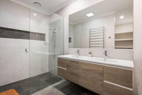 Koupelna v ubytování Kate's Cottage