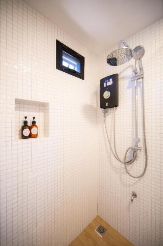 Un baño de Thara Dara Khaoyai