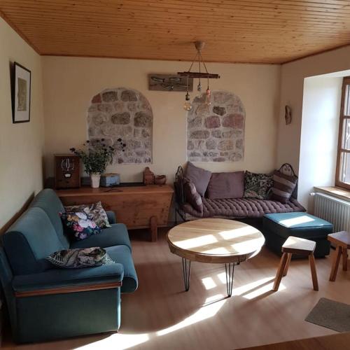Posezení v ubytování Gîte à la campagne 3 * proche A75 en Margeride.
