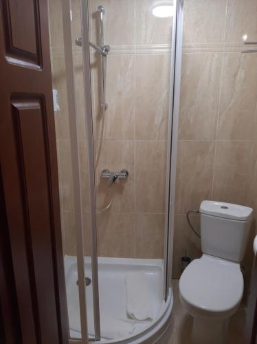Un baño de Арніка
