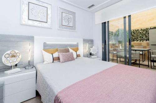 San Pascual Seaside Apartments
