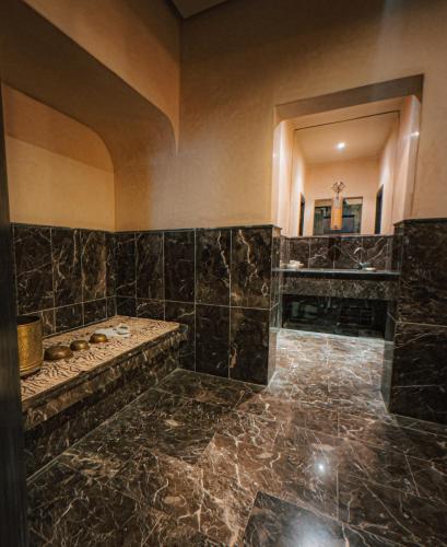 Kasbah Agounsane Hotel & Spaにあるバスルーム