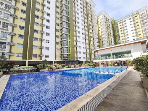 Πισίνα στο ή κοντά στο Staycation with Ocean View+Near Malls+Free Pool+Wifi+Netflix