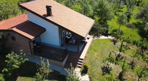 巴尼亞盧卡的住宿－Villa Hills Banja Luka，屋顶房屋的顶部景色