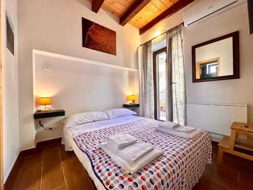 Afbeelding uit fotogalerij van Casa le Maioliche by Housilia in Cefalù