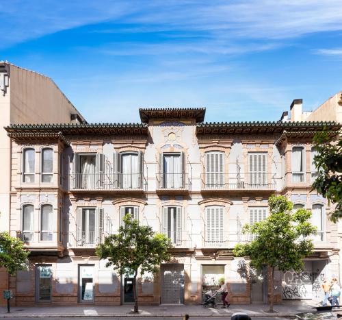 Malaga Unique top floor by Costarentals - MAL04