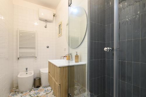 Guest House 121 Charming Apartment